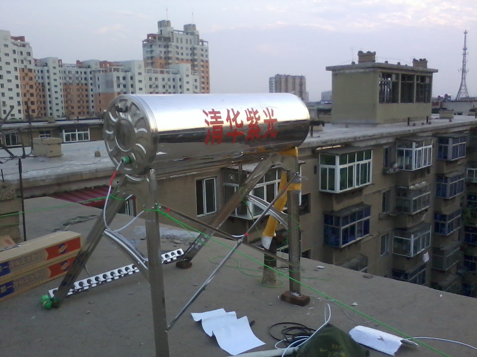 清华紫光太阳能 清华紫光太阳能